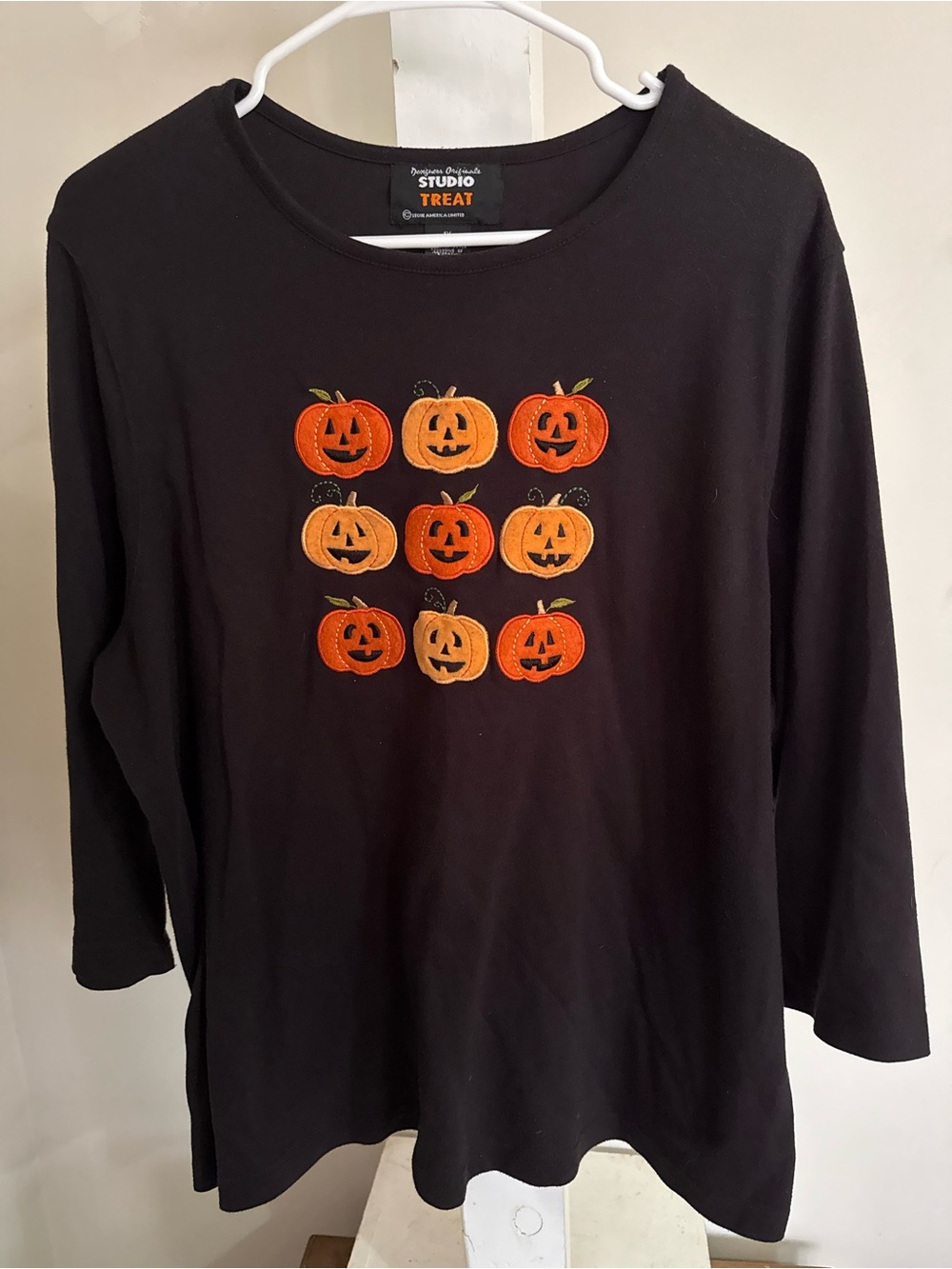 Designer Studios Halloween Shirt - Picture 4 of 9